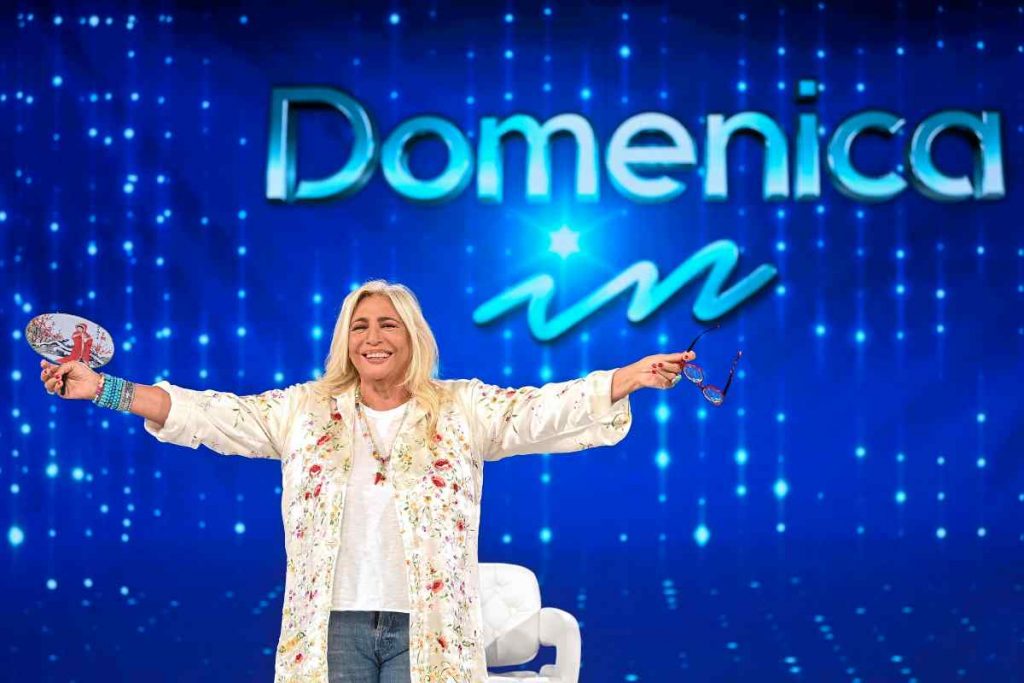 Domenica In, clamoroso dietrofront da parte di Mara Venier | Nessuno se lo aspettava