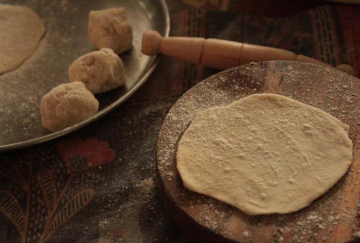 Stendere la pasta con il mattarello