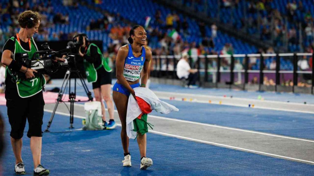 Larissa Iapichino si confessa dopo l’oro agli Europei indoor: “Ho battuto mamma Fiona May, ma…”. I sogni per il futuro